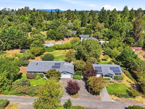 8245 Candy Apple Lane Sebastopol CA 95472