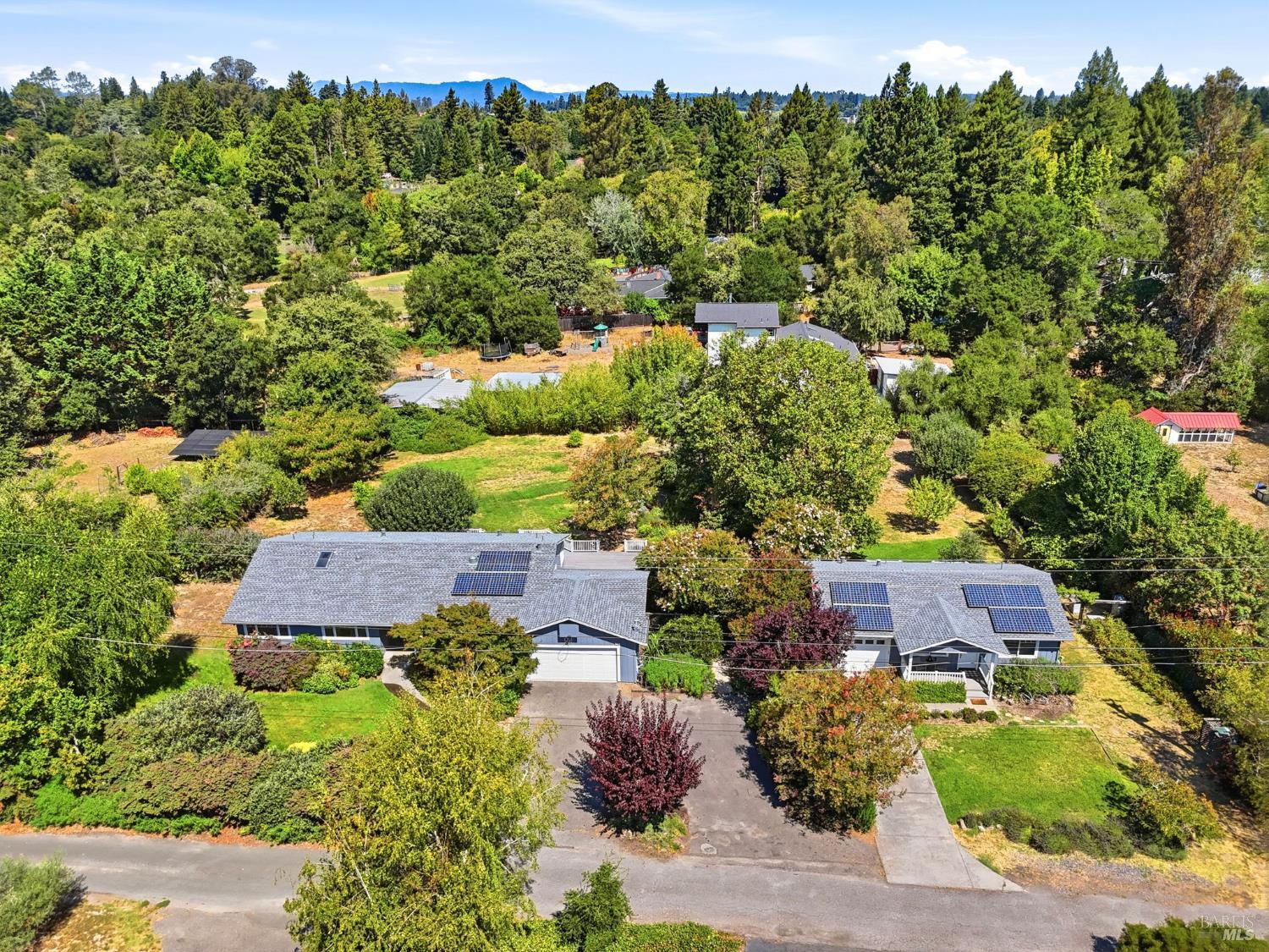 8245 Candy Apple Lane Sebastopol CA 95472