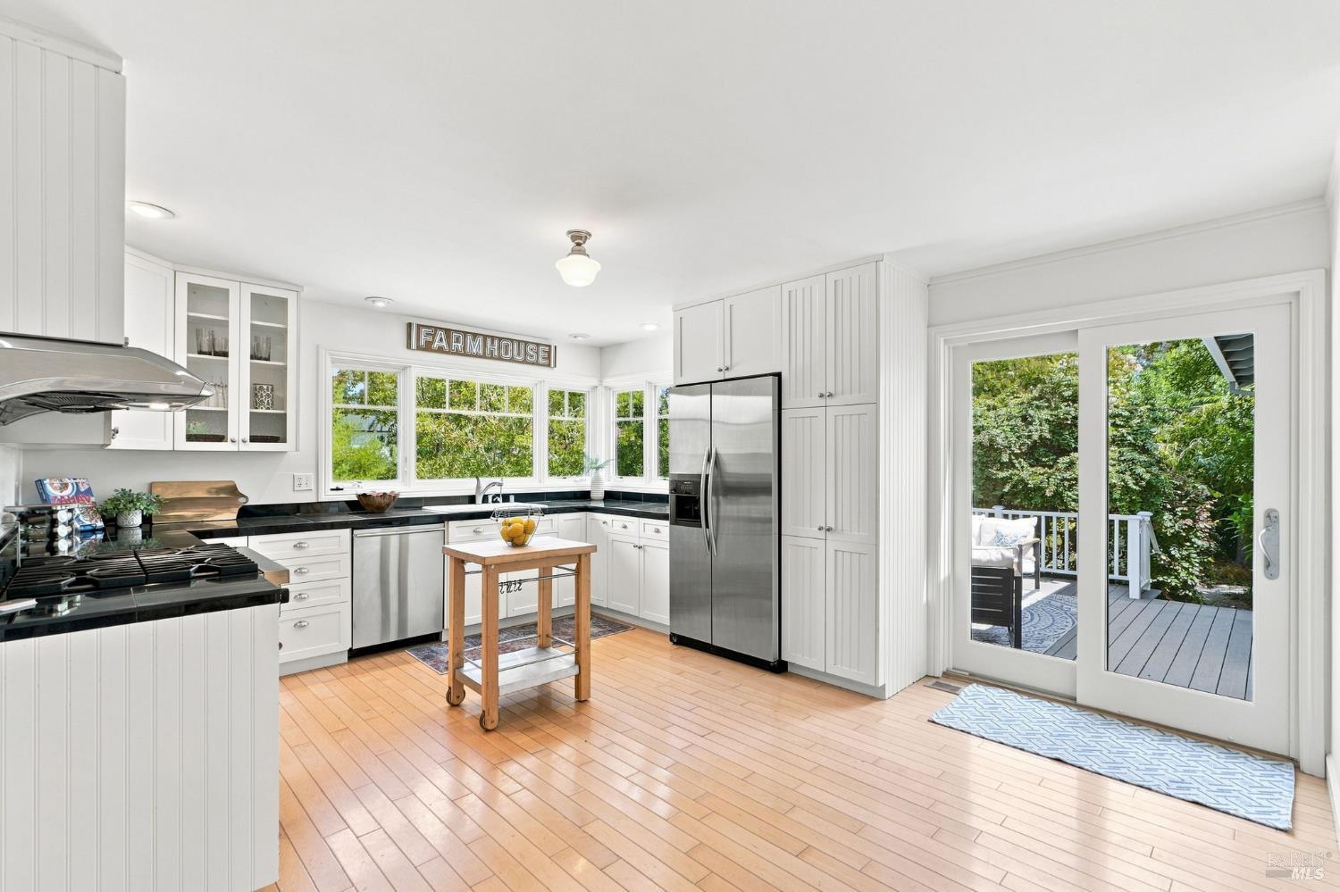 8245 Candy Apple Lane Sebastopol CA 95472