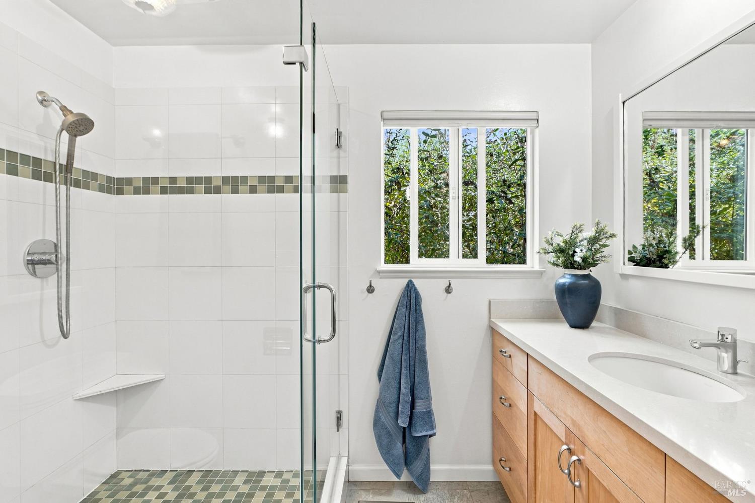 8245 Candy Apple Lane Sebastopol CA 95472