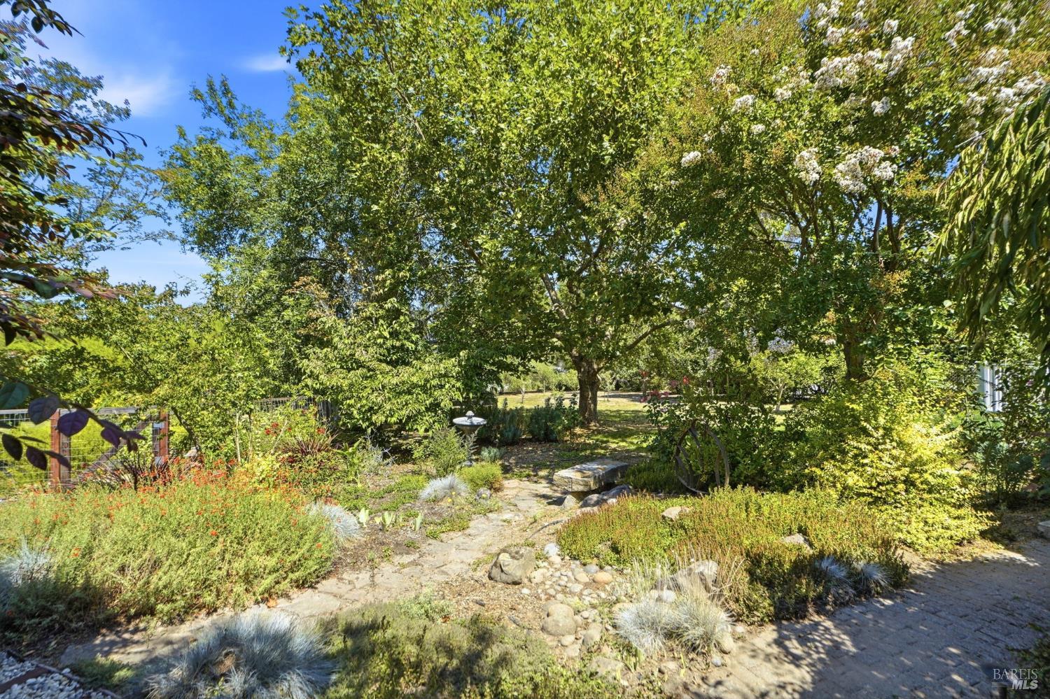 8245 Candy Apple Lane Sebastopol CA 95472