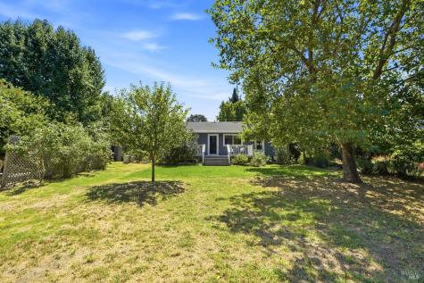 8245 Candy Apple Lane Sebastopol CA 95472