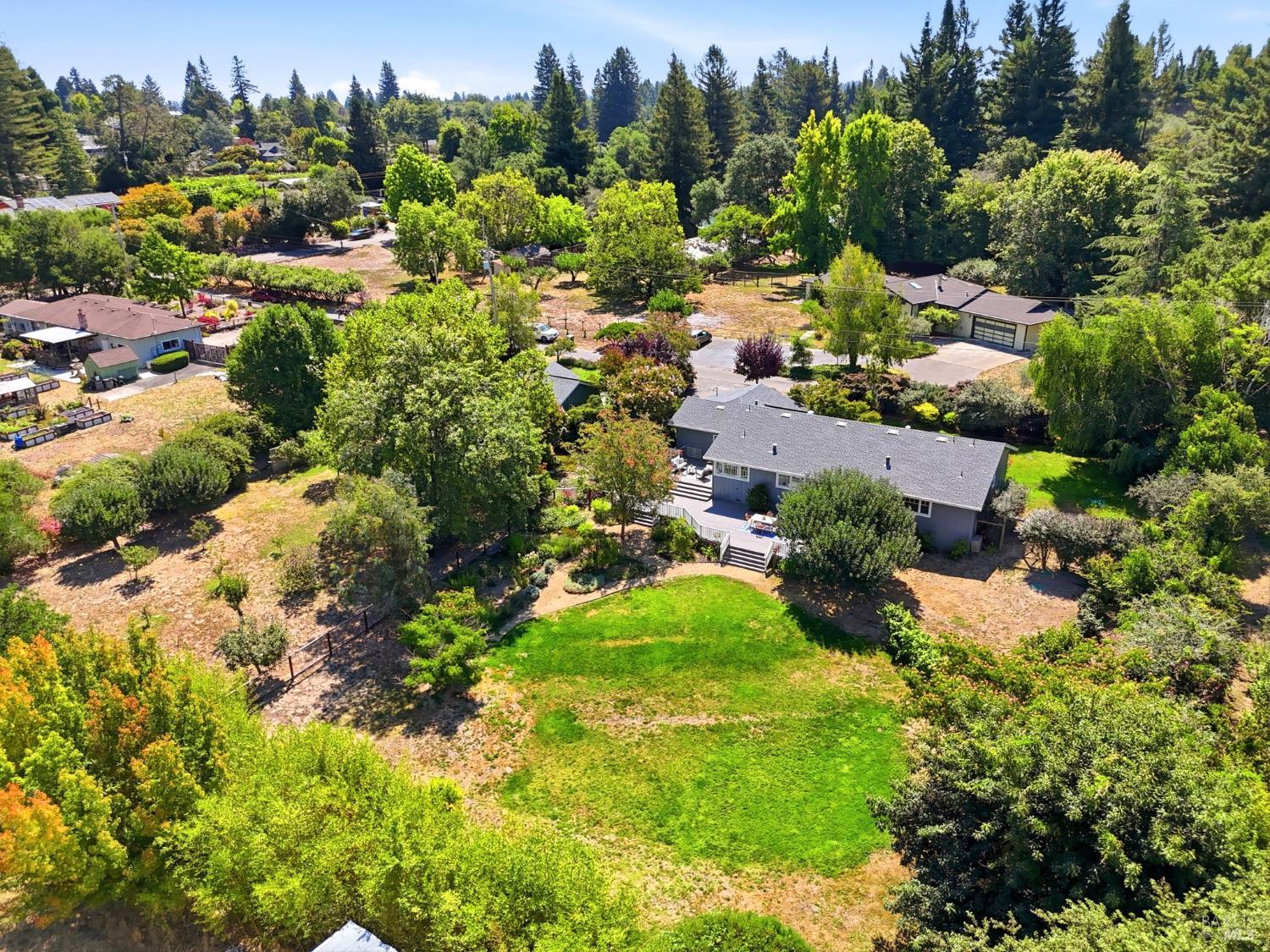 8245 Candy Apple Lane Sebastopol CA 95472