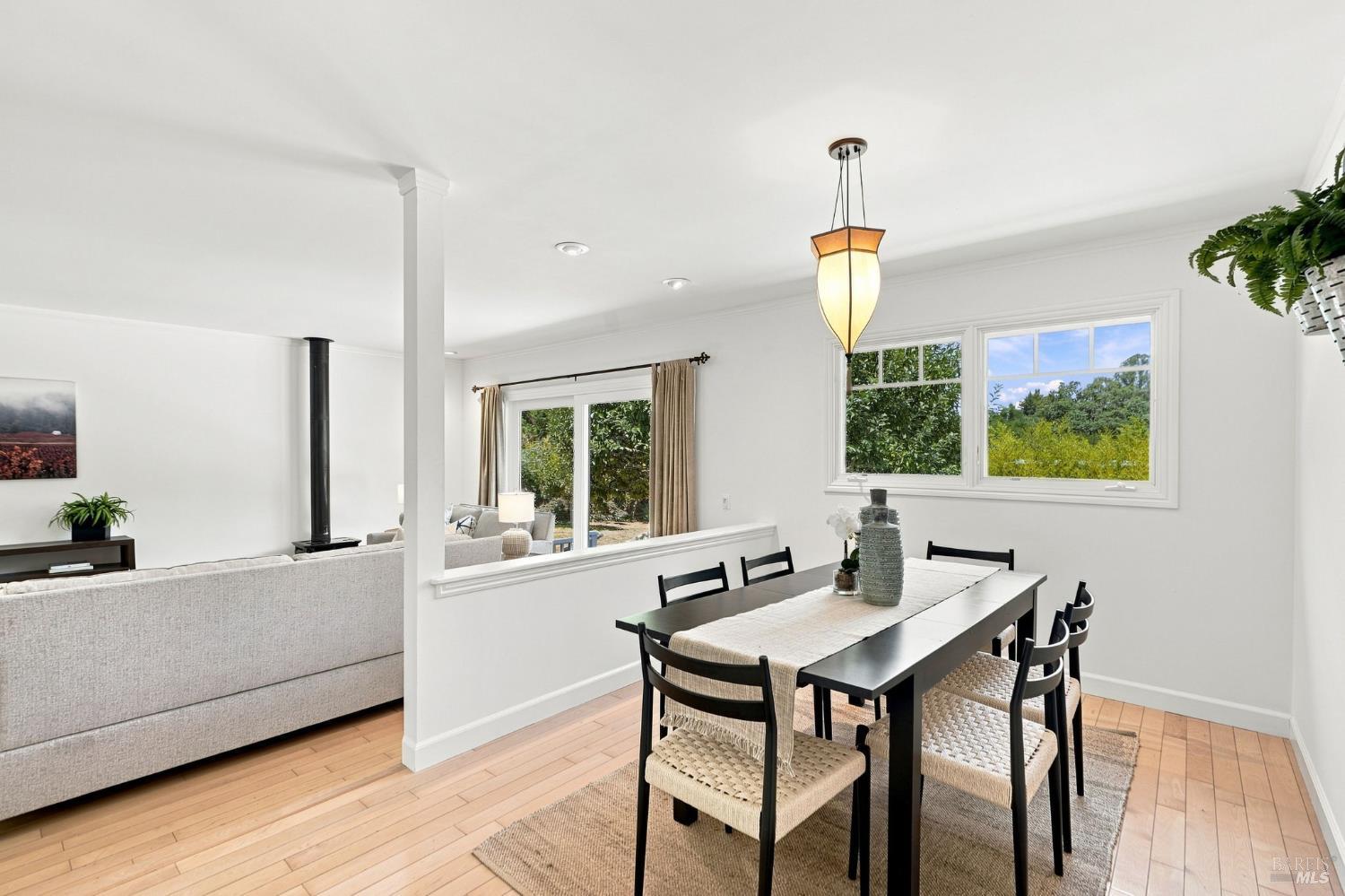 8245 Candy Apple Lane Sebastopol CA 95472