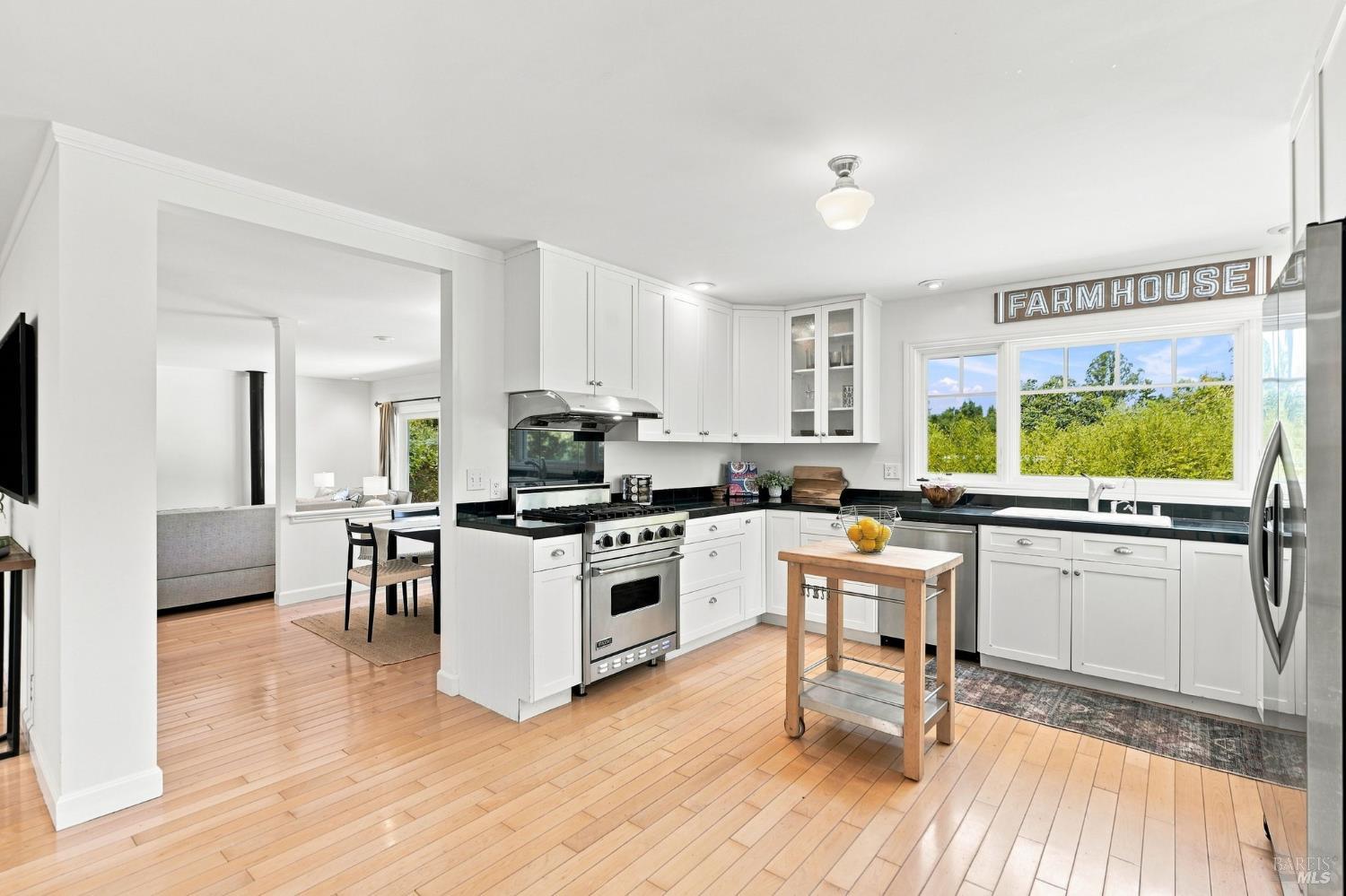 8245 Candy Apple Lane Sebastopol CA 95472