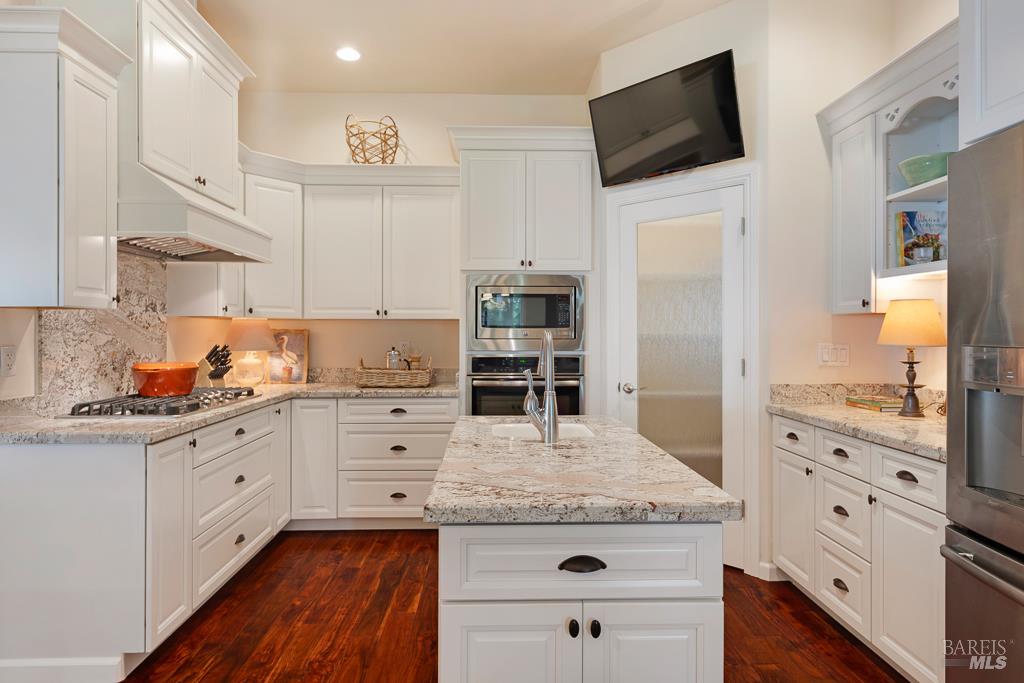 22130 Umland Circle Jenner CA 95450