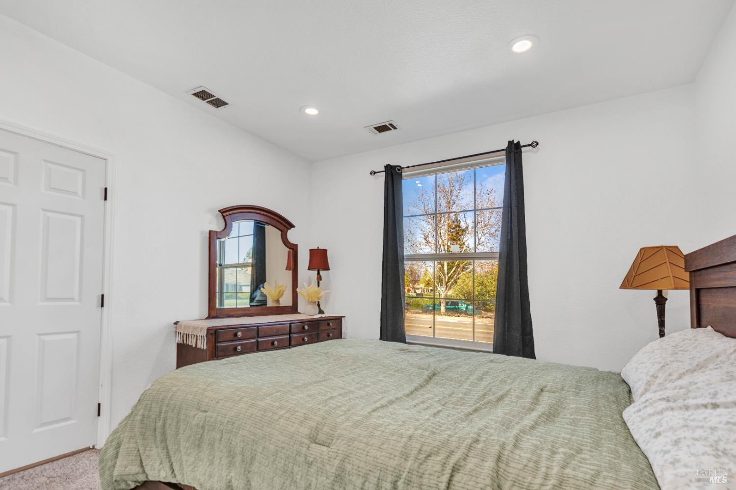 1241 Valley Glen Drive Dixon CA 95620