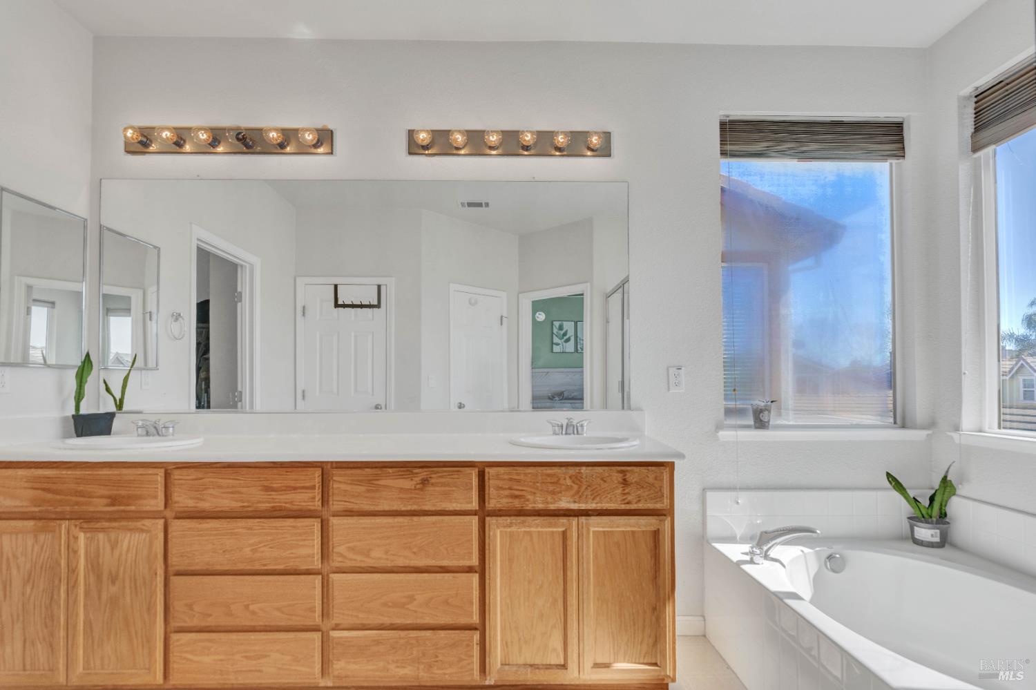 1241 Valley Glen Drive Dixon CA 95620