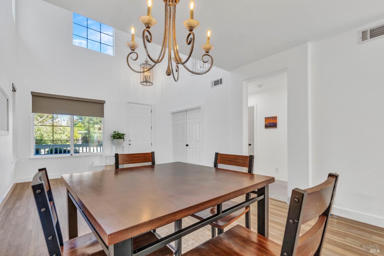 1241 Valley Glen Drive Dixon CA 95620