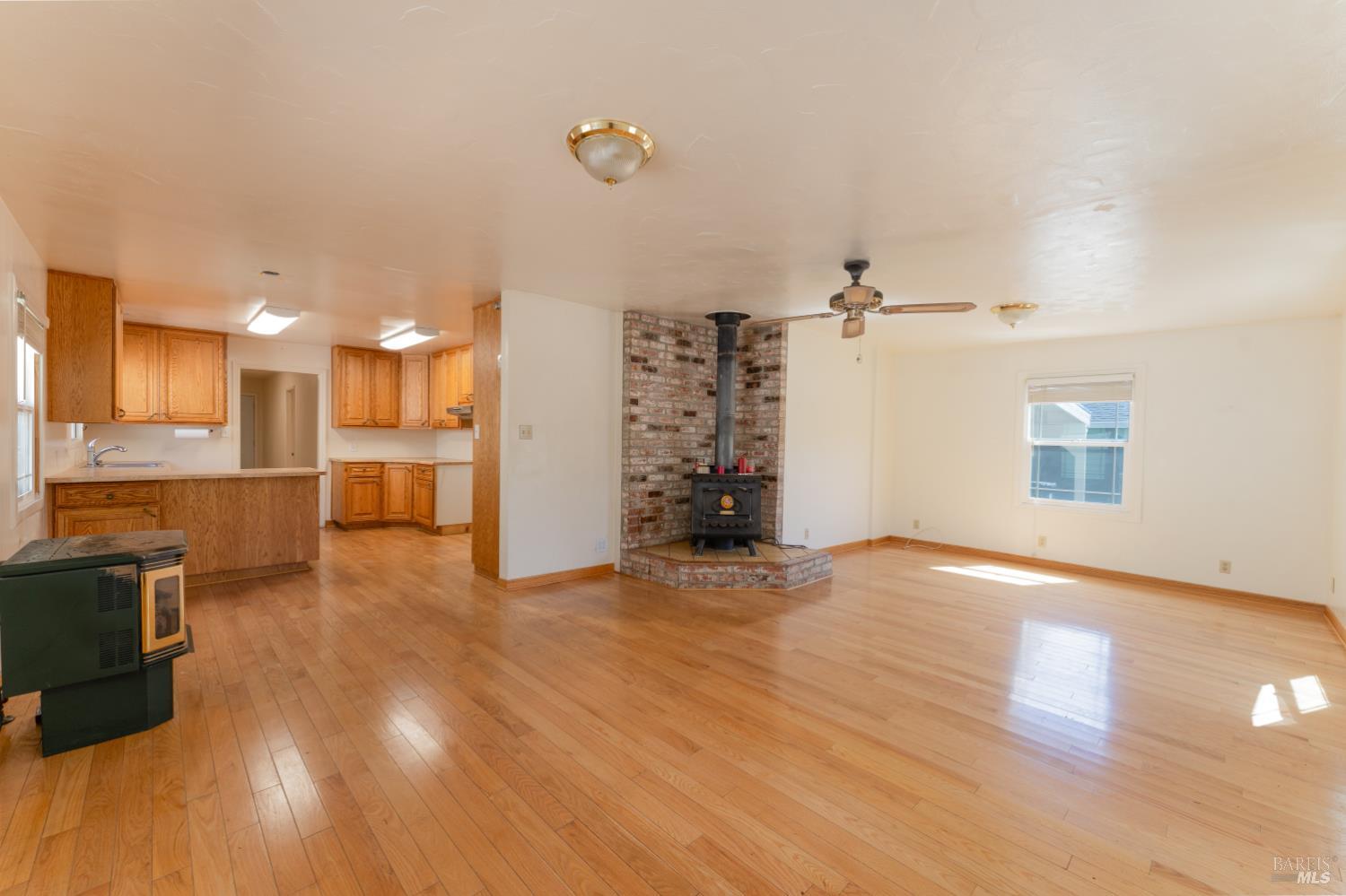 408 Grove Avenue Ukiah CA 95482