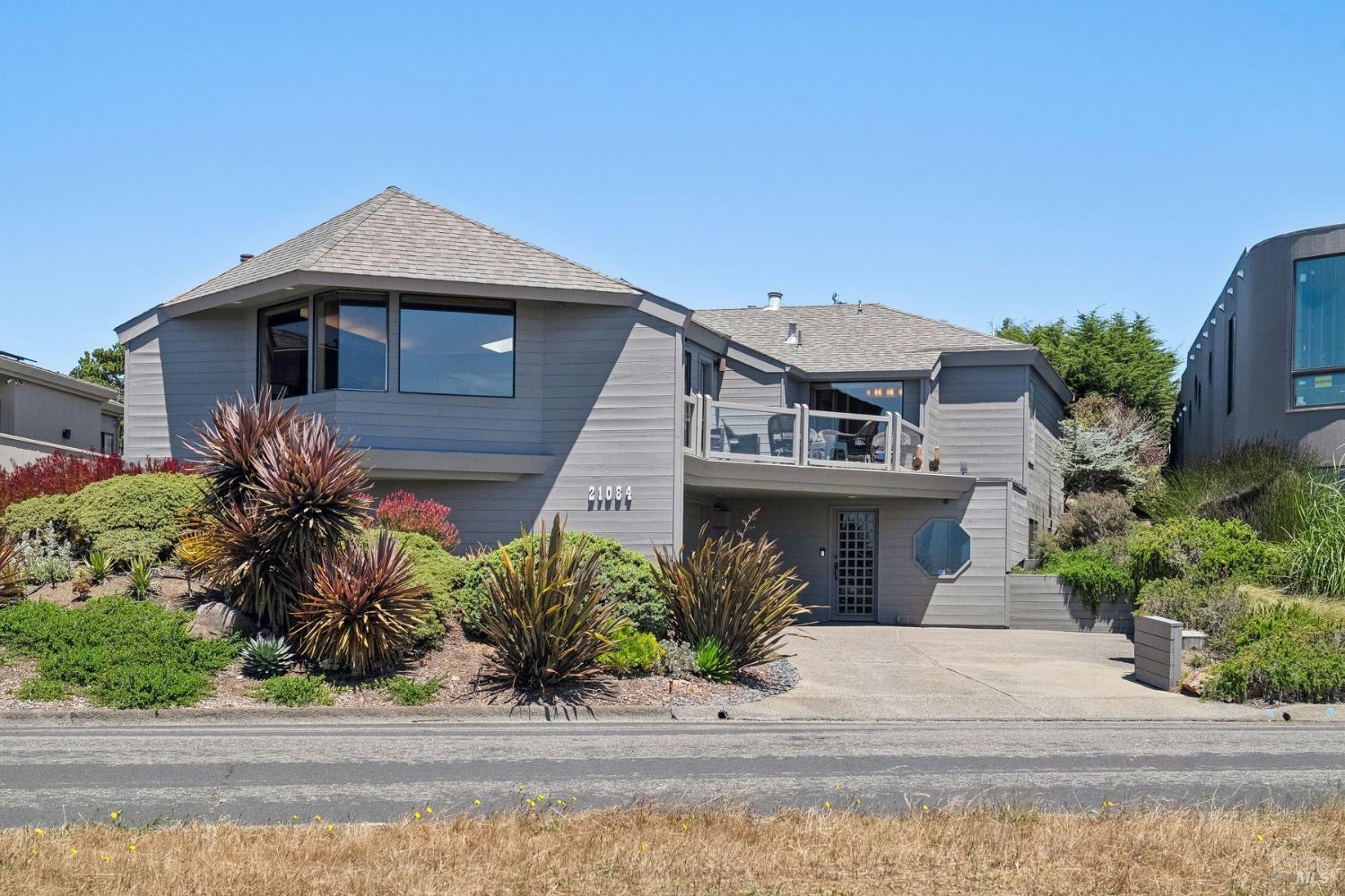 21084 Pelican Loop Bodega Bay CA 94923
