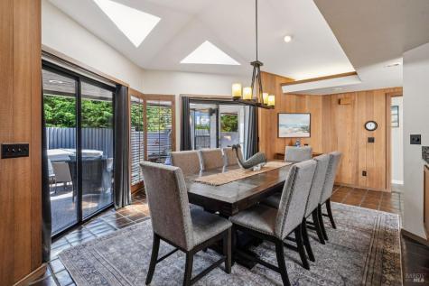 21084 Pelican Loop Bodega Bay CA 94923