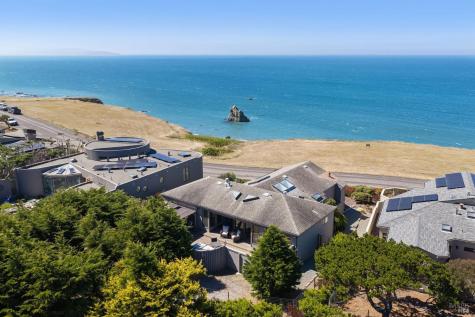21084 Pelican Loop Bodega Bay CA 94923