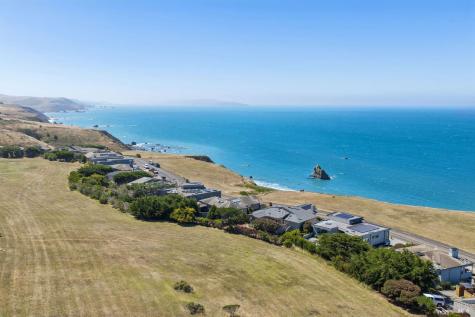 21084 Pelican Loop Bodega Bay CA 94923
