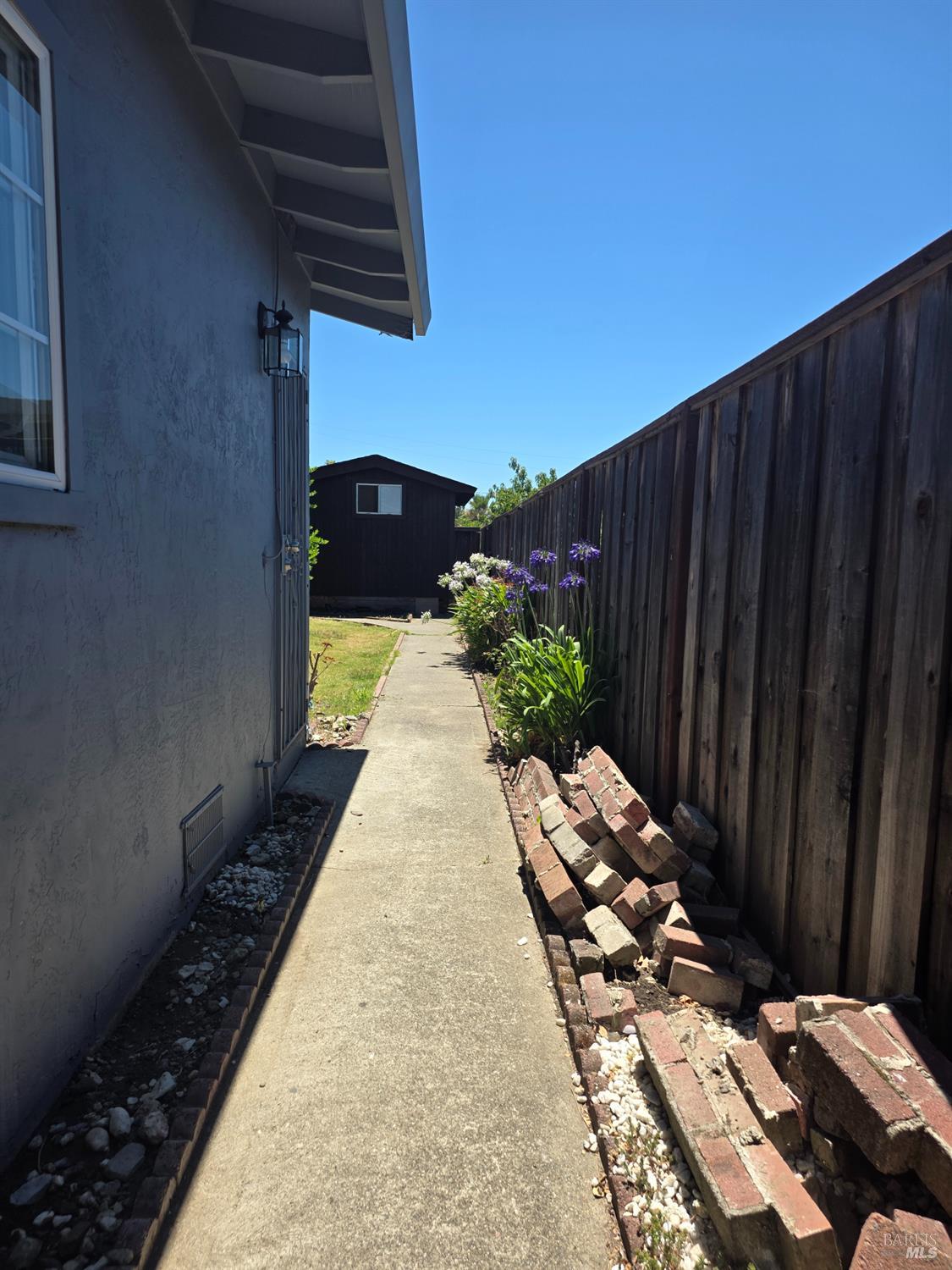 881 Windsor Street Napa CA 94558
