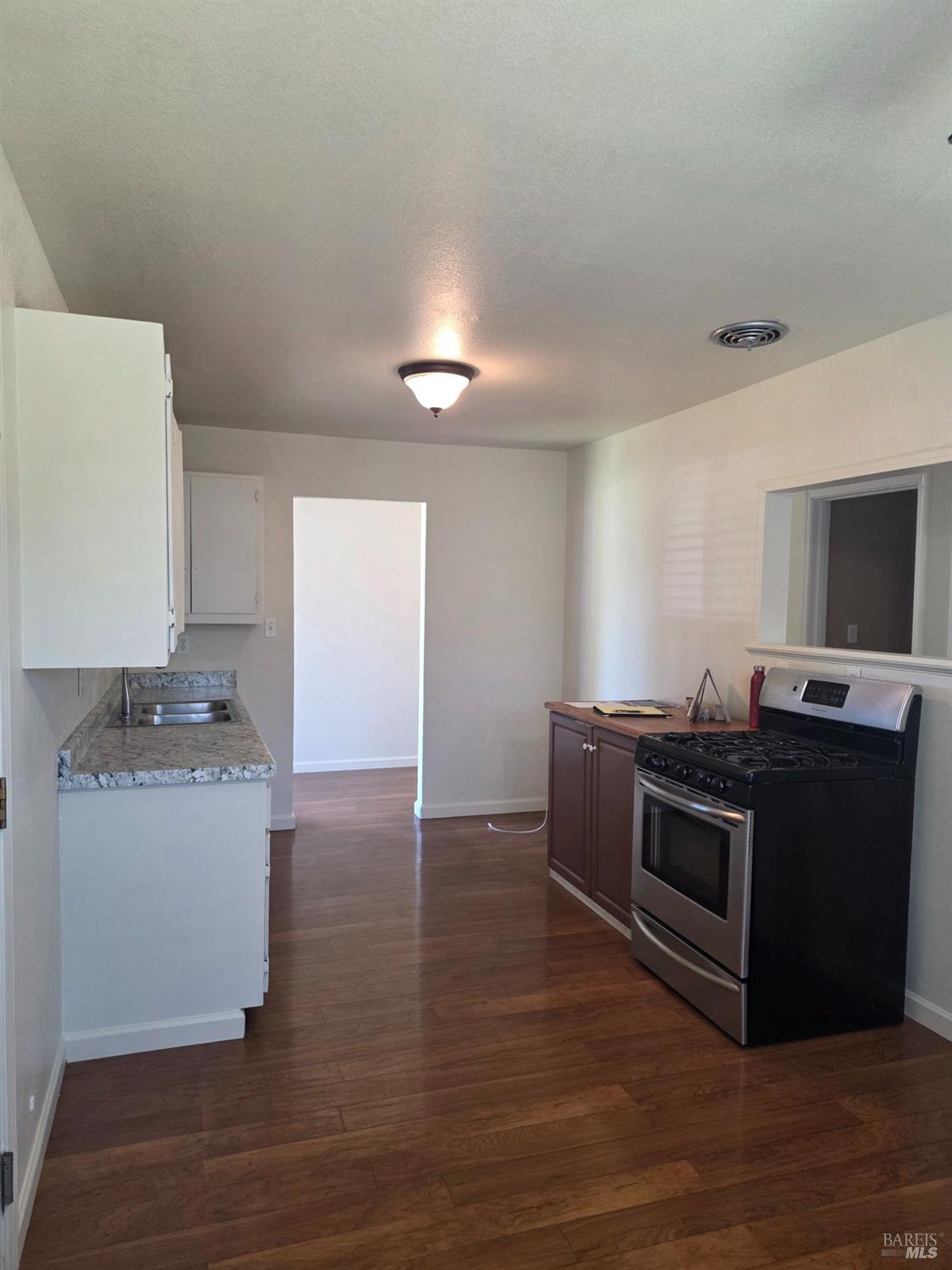 881 Windsor Street Napa CA 94558