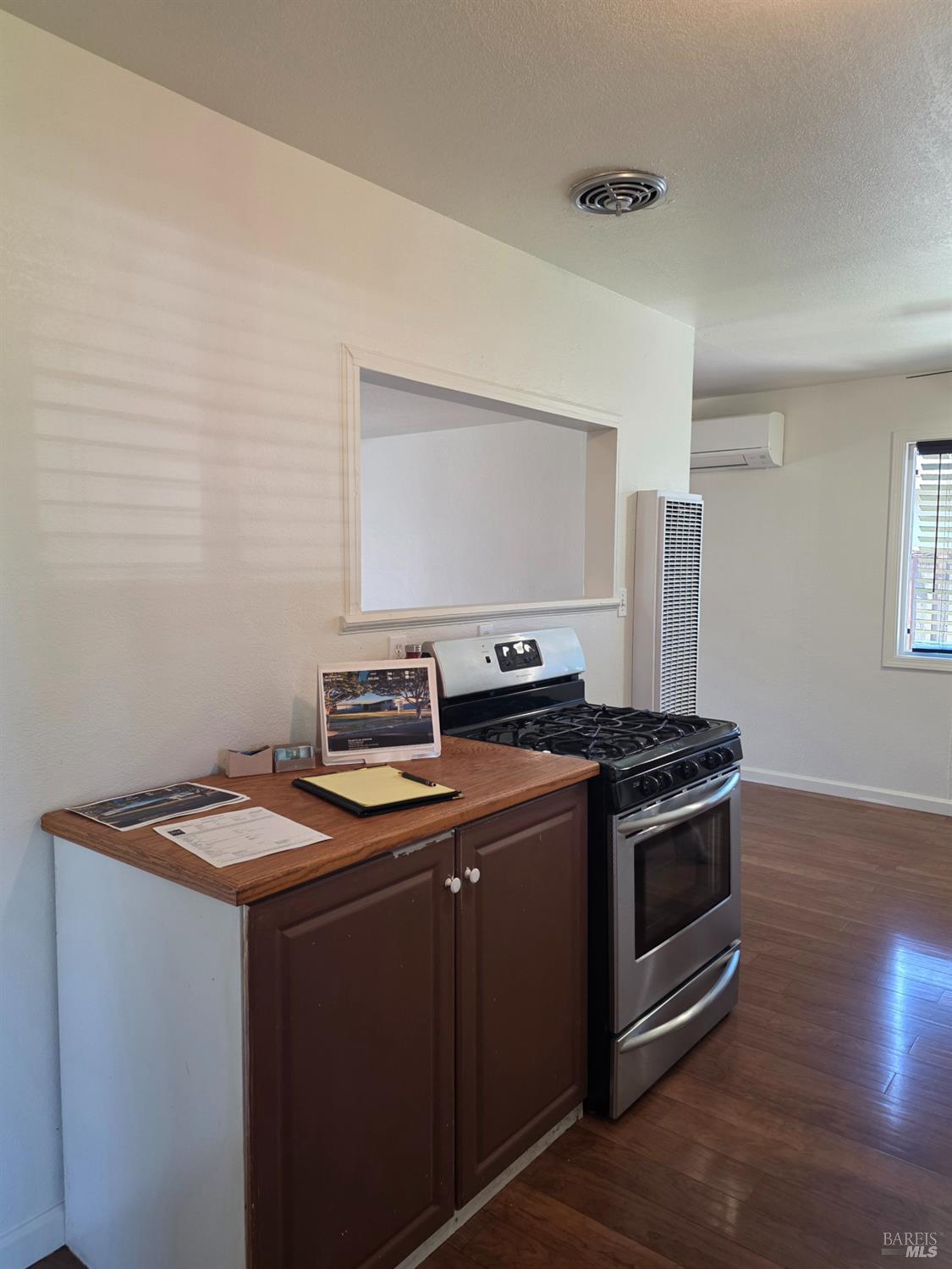881 Windsor Street Napa CA 94558