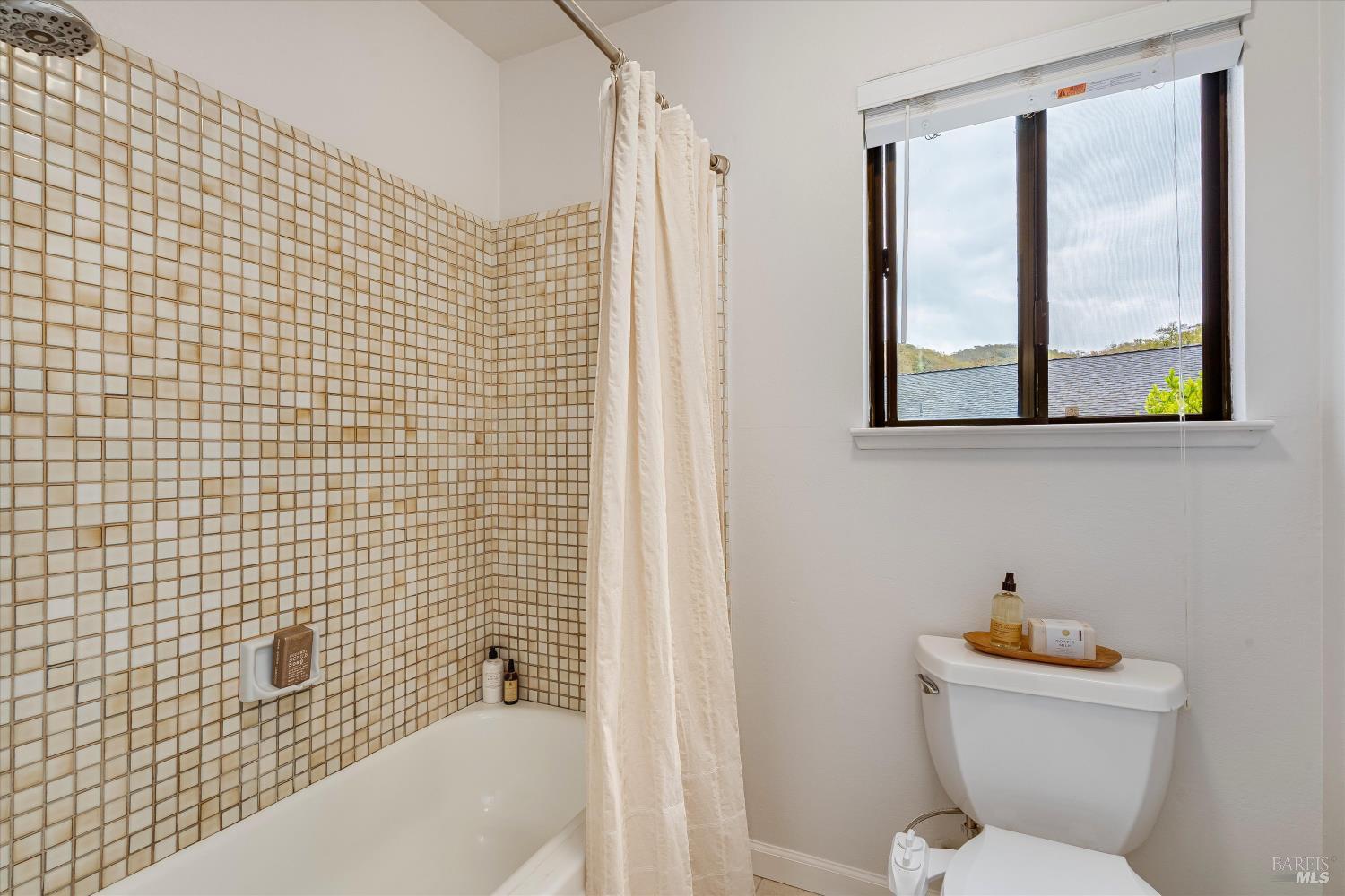 4870 Glencannon Street Santa Rosa CA 95405