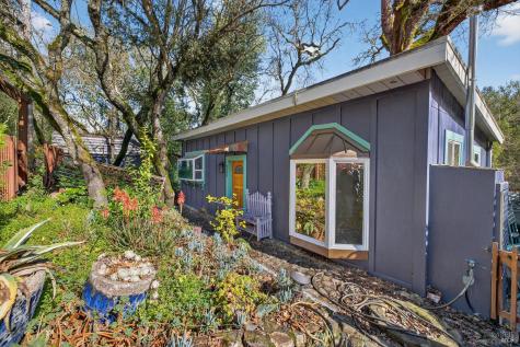 4289 Lakeside Road Glen Ellen CA 95442