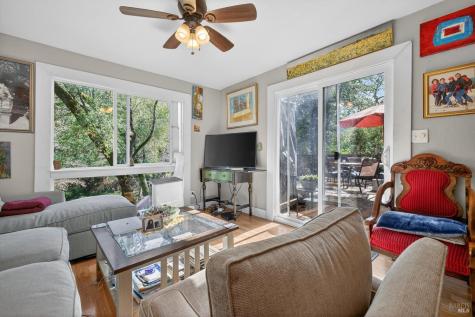 4289 Lakeside Road Glen Ellen CA 95442