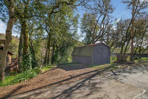 4289 Lakeside Road Glen Ellen CA 95442