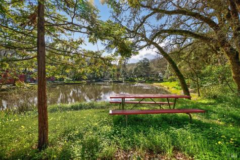 4289 Lakeside Road Glen Ellen CA 95442