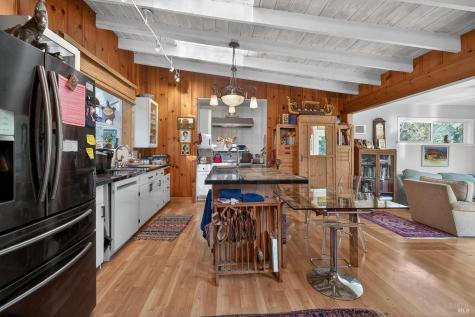 4289 Lakeside Road Glen Ellen CA 95442