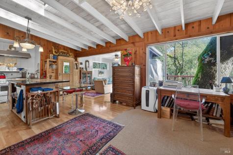 4289 Lakeside Road Glen Ellen CA 95442