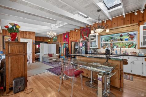 4289 Lakeside Road Glen Ellen CA 95442