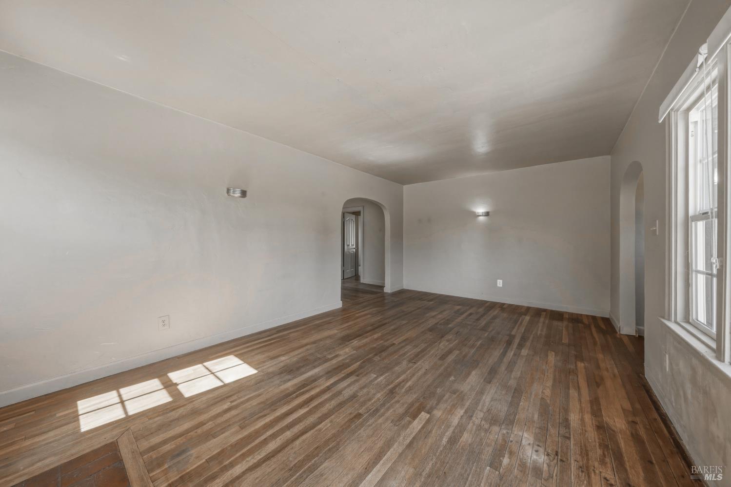 295 Clearlake Avenue Lakeport CA 95451