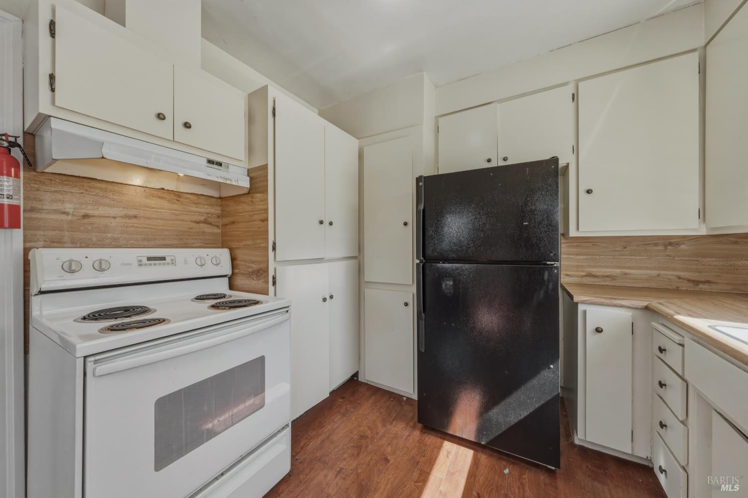 295 Clearlake Avenue Lakeport CA 95451