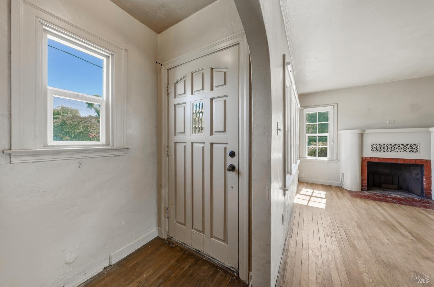295 Clearlake Avenue Lakeport CA 95451