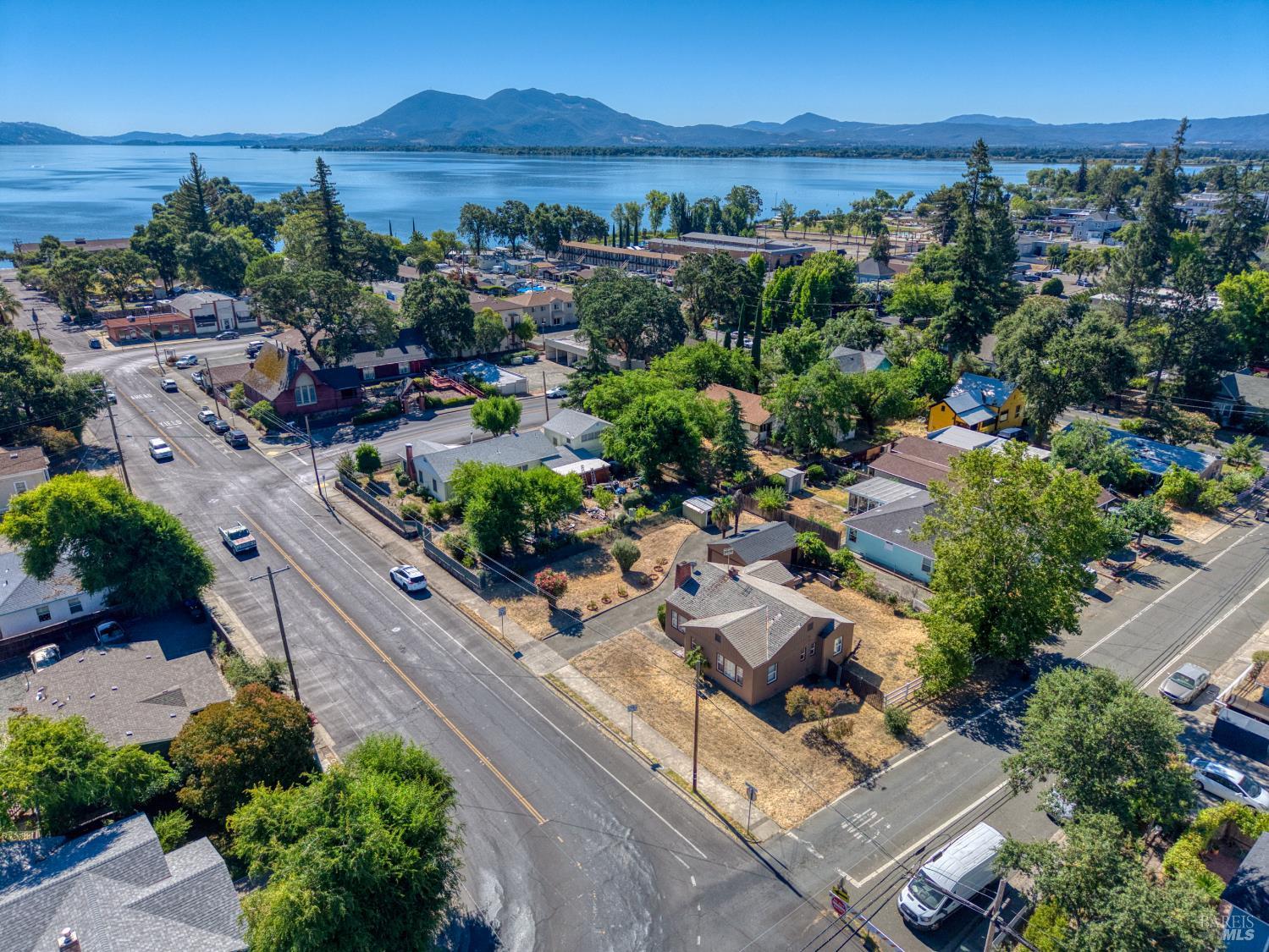 295 Clearlake Avenue Lakeport CA 95451
