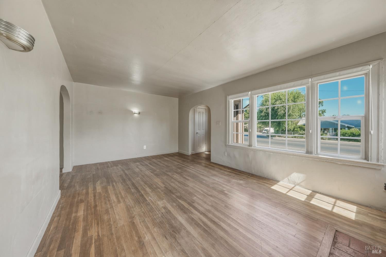 295 Clearlake Avenue Lakeport CA 95451
