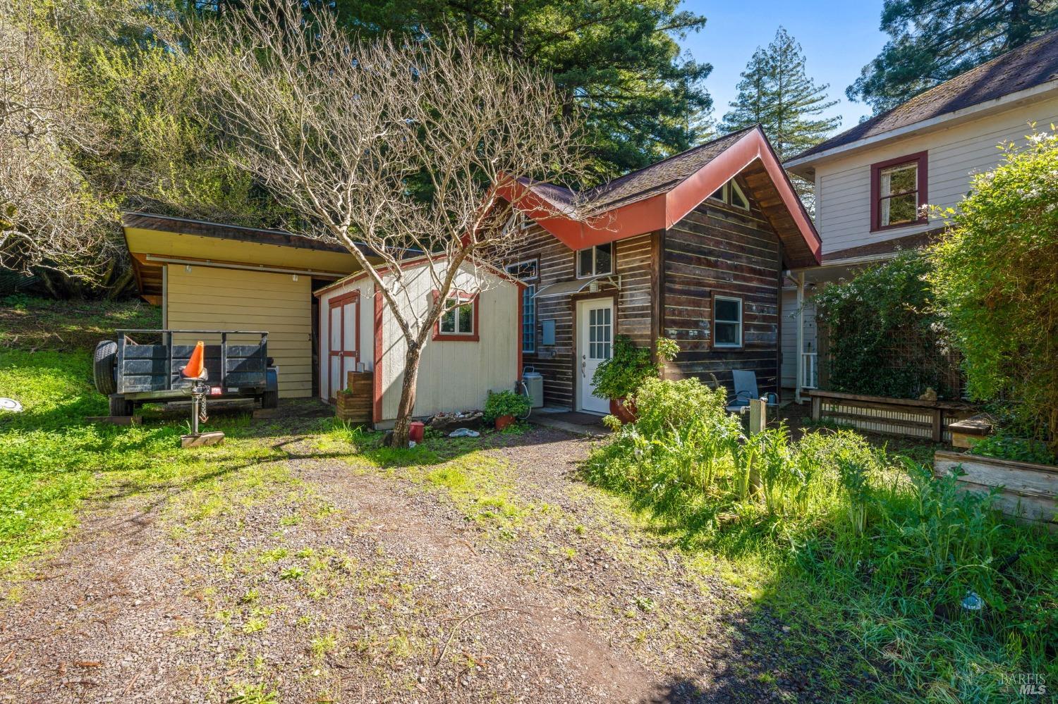 14840 Wendling Soda Creek Road Navarro CA 95463