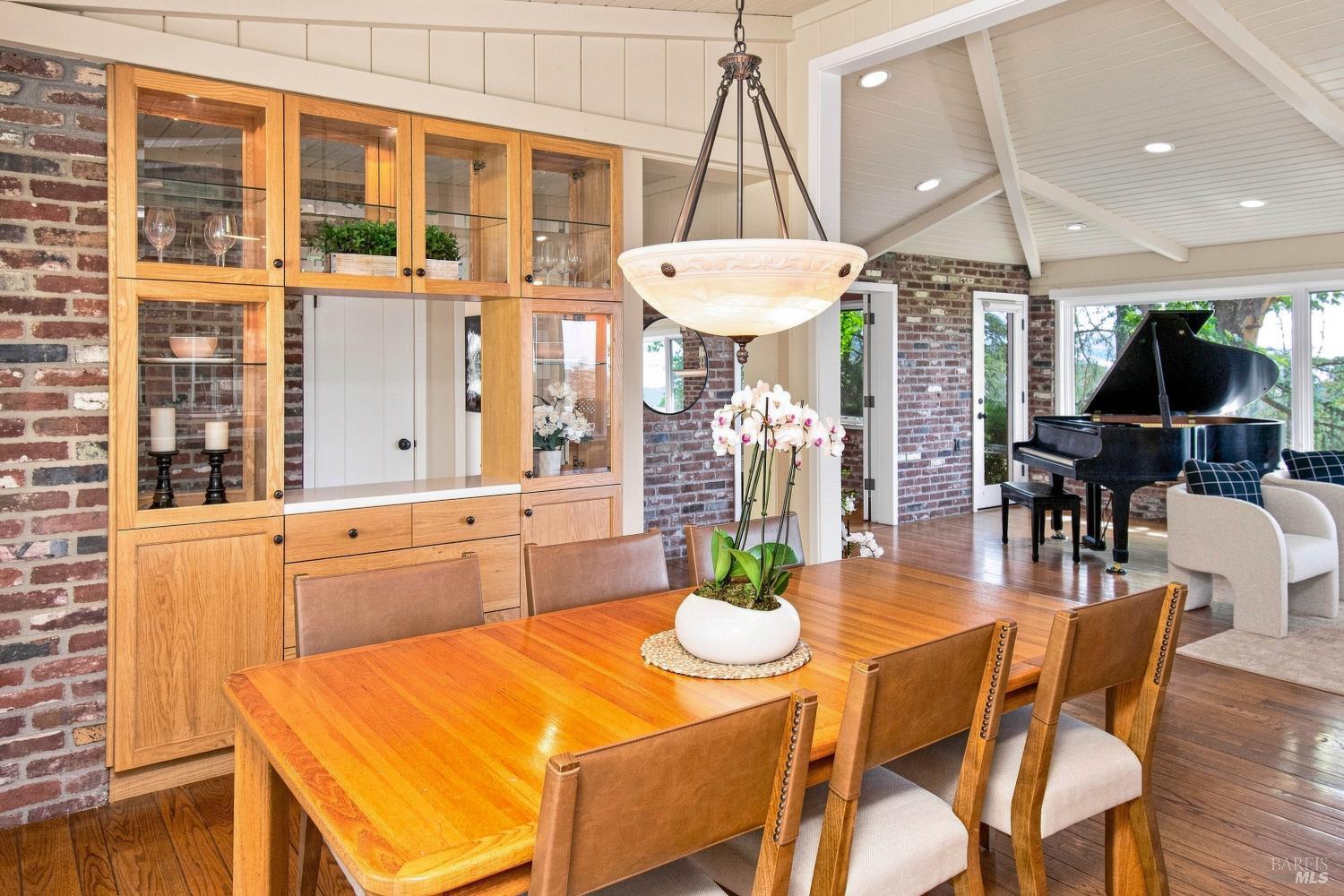 6006 Wild Horse Valley Road Napa CA 94558