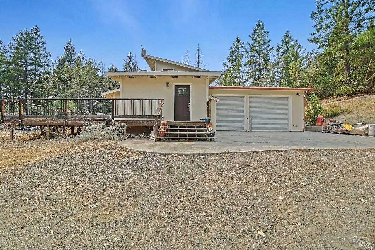 900 Cherry Creek Road Willits CA 95490