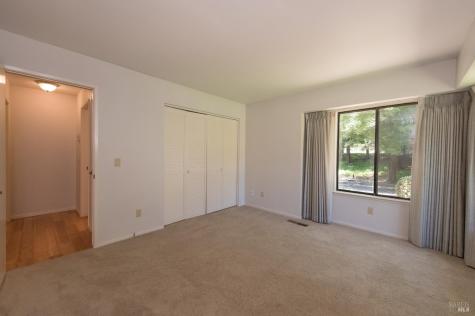 6320 Stone Bridge Road Santa Rosa CA 95409