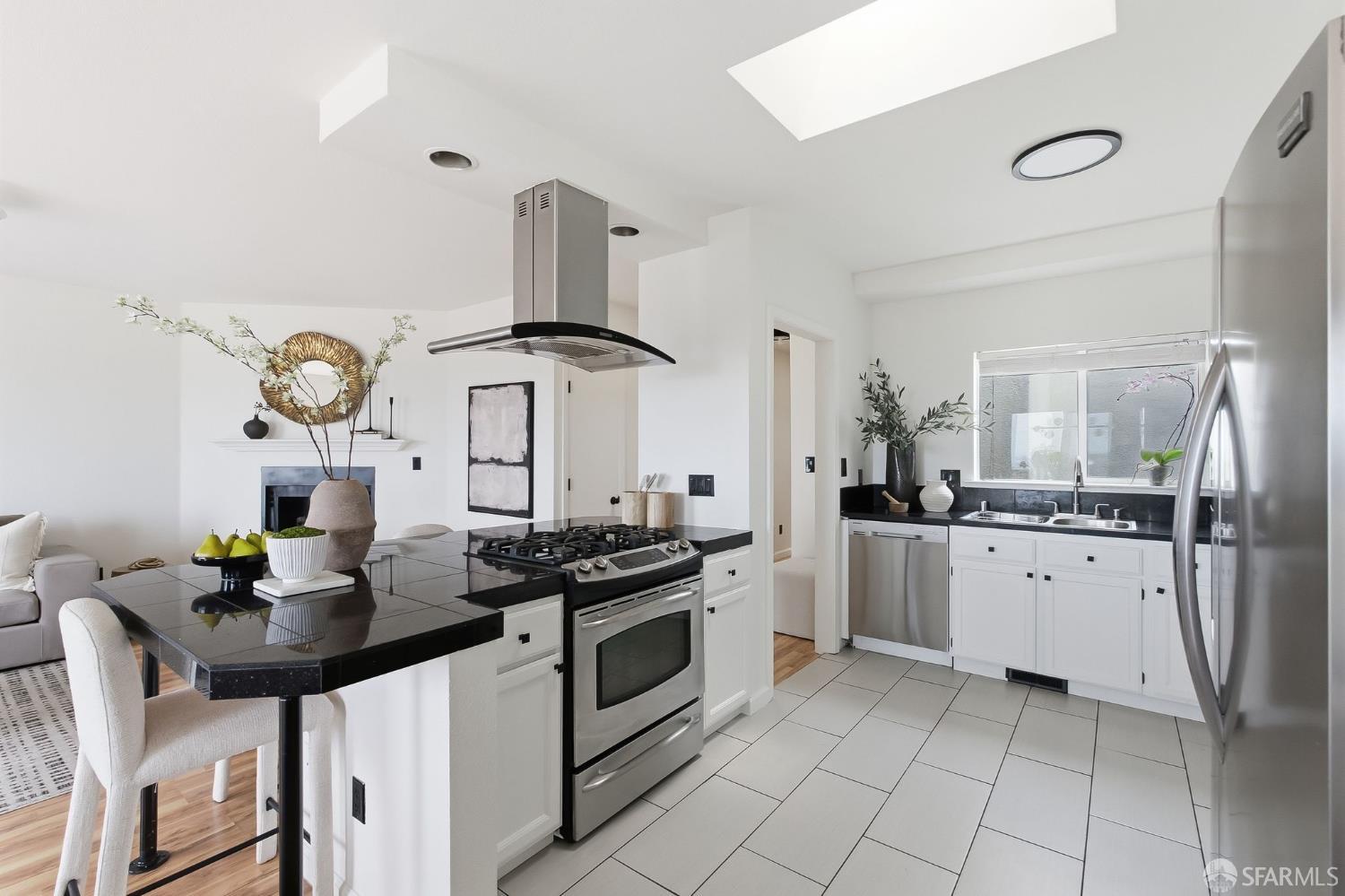 251 SE Byxbee Street San Francisco CA 94132