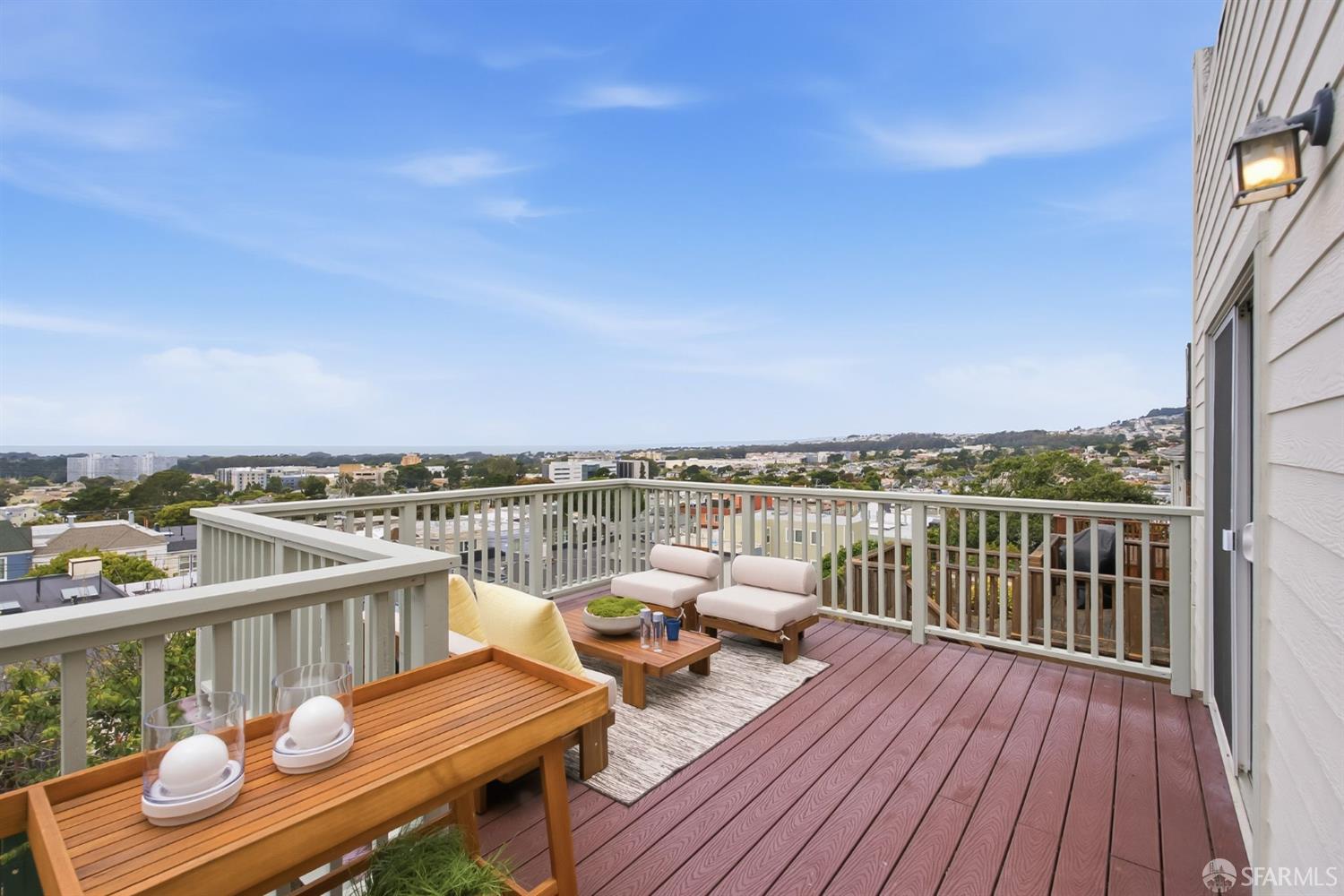 251 SE Byxbee Street San Francisco CA 94132