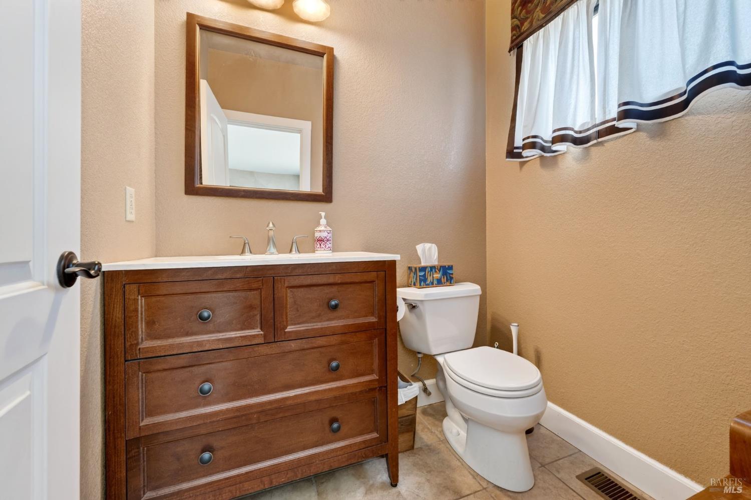 2226 Pimlico Way Santa Rosa CA 95401