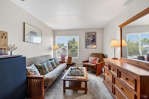 2226 Pimlico Way Santa Rosa CA 95401