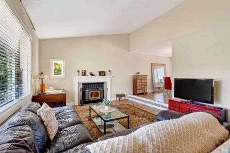 2226 Pimlico Way Santa Rosa CA 95401