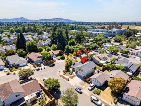 2226 Pimlico Way Santa Rosa CA 95401