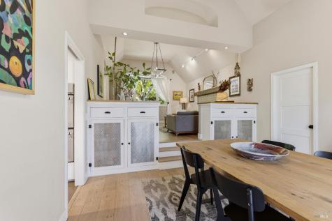 450 Amber Way Petaluma CA 94952