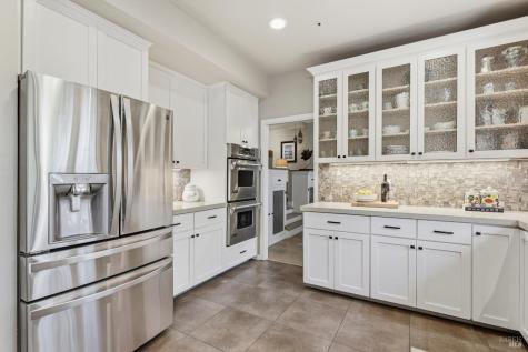 450 Amber Way Petaluma CA 94952