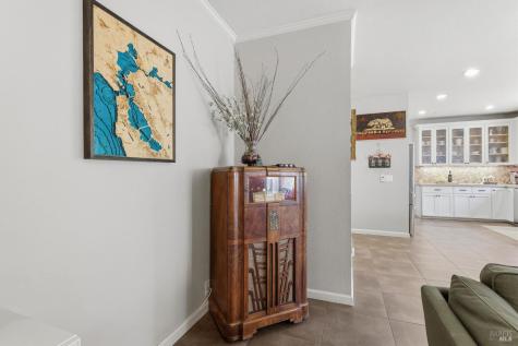 450 Amber Way Petaluma CA 94952