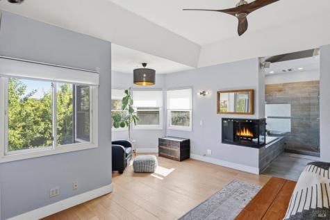 450 Amber Way Petaluma CA 94952