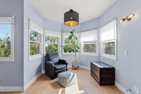 450 Amber Way Petaluma CA 94952