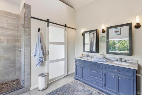 450 Amber Way Petaluma CA 94952